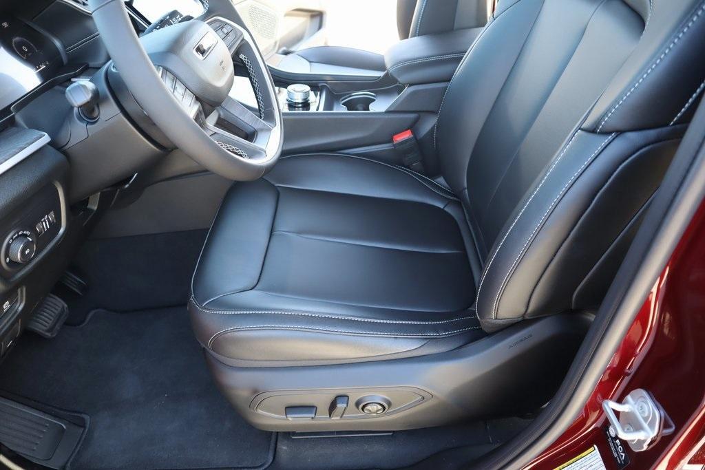 new 2025 Jeep Grand Cherokee L car, priced at $40,331