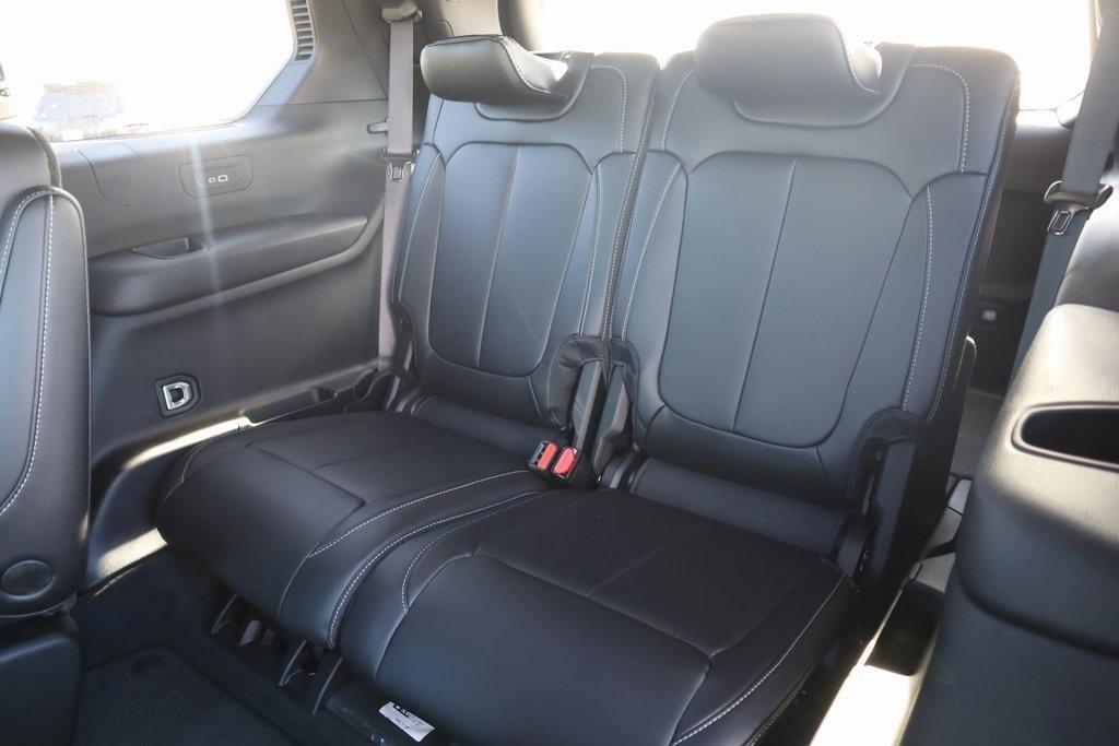 new 2025 Jeep Grand Cherokee L car, priced at $40,331