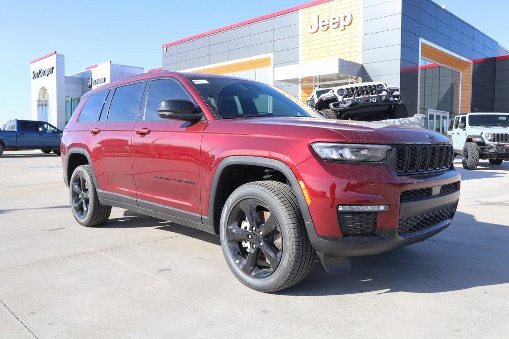 new 2025 Jeep Grand Cherokee L car, priced at $40,331