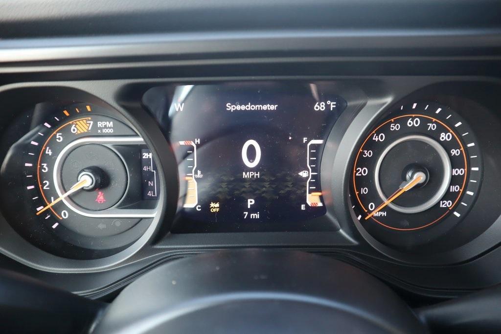 new 2025 Jeep Wrangler car, priced at $48,405