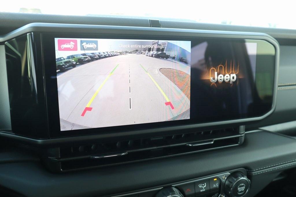 new 2025 Jeep Wrangler car, priced at $48,405