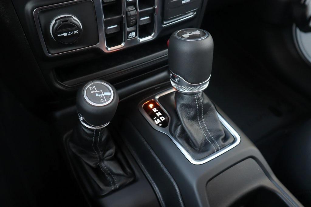 new 2025 Jeep Wrangler car, priced at $48,405