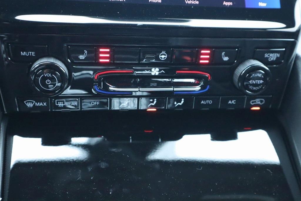 new 2025 Jeep Grand Cherokee car, priced at $42,470