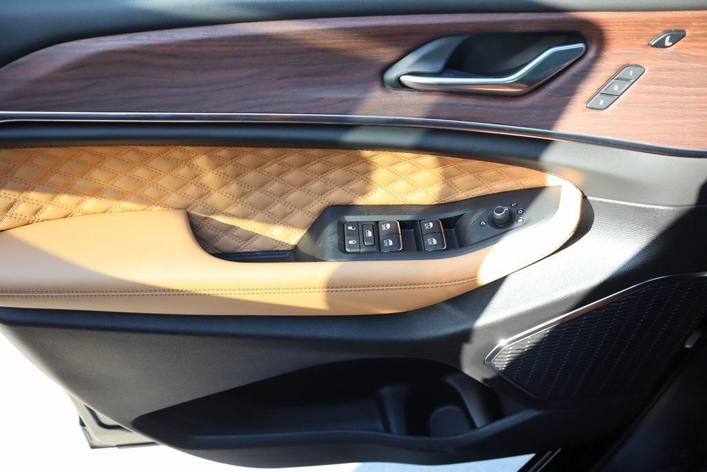 new 2025 Jeep Grand Cherokee car, priced at $56,100