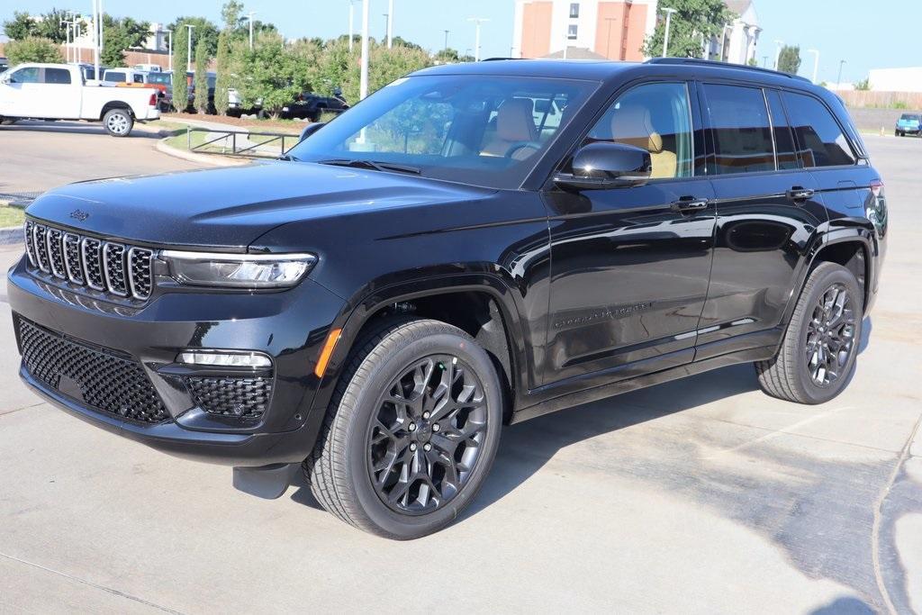 new 2025 Jeep Grand Cherokee car, priced at $56,100
