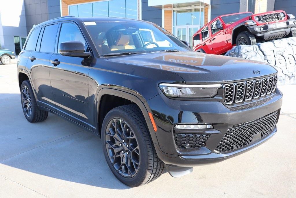 new 2025 Jeep Grand Cherokee car, priced at $55,100