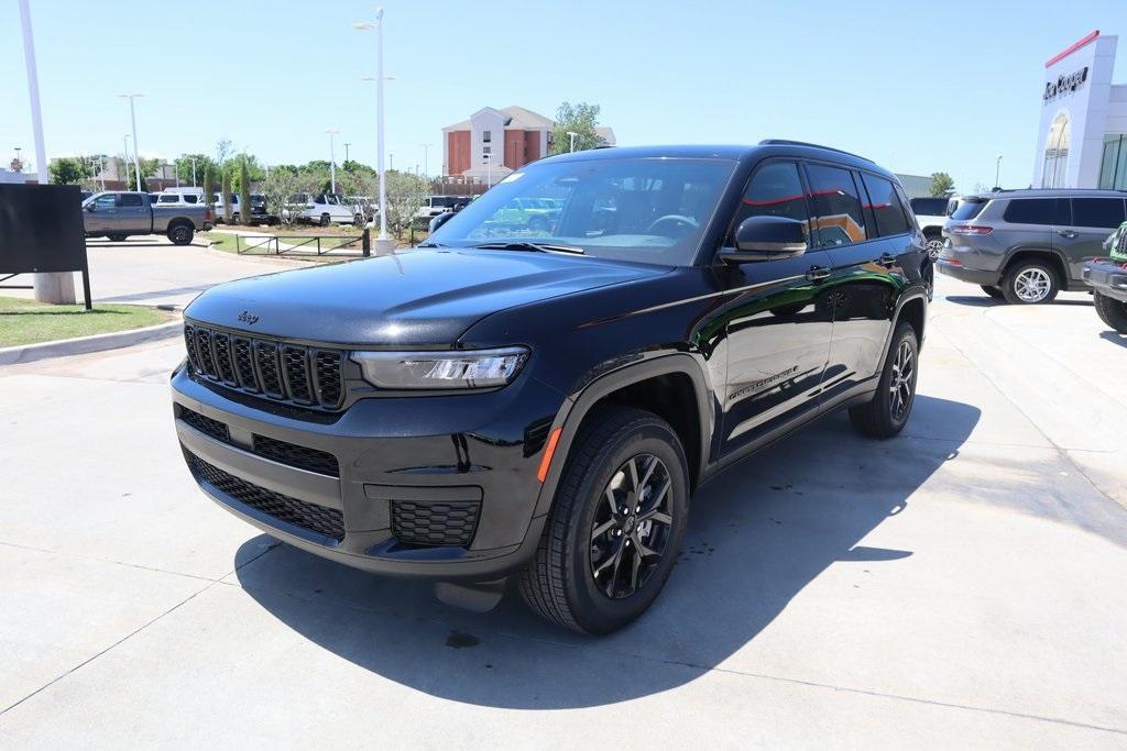 new 2025 Jeep Grand Cherokee L car, priced at $40,701