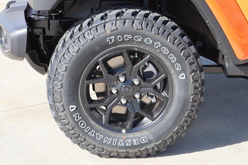 new 2025 Jeep Gladiator car, priced at $42,422