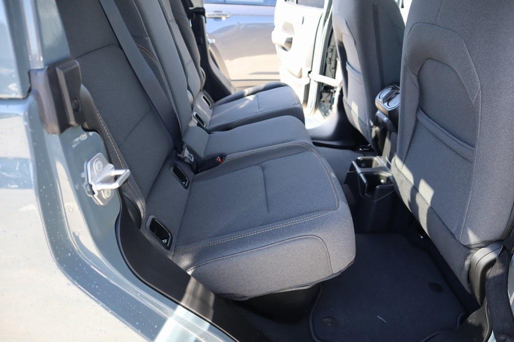 new 2025 Jeep Gladiator car, priced at $36,842