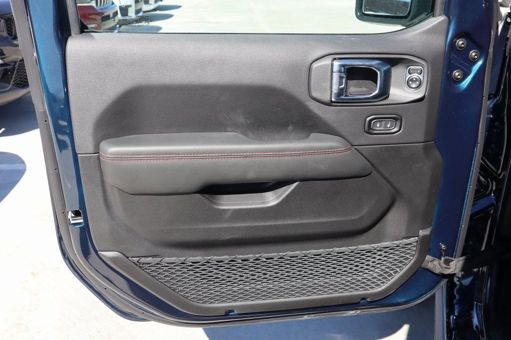 new 2025 Jeep Gladiator car, priced at $45,569