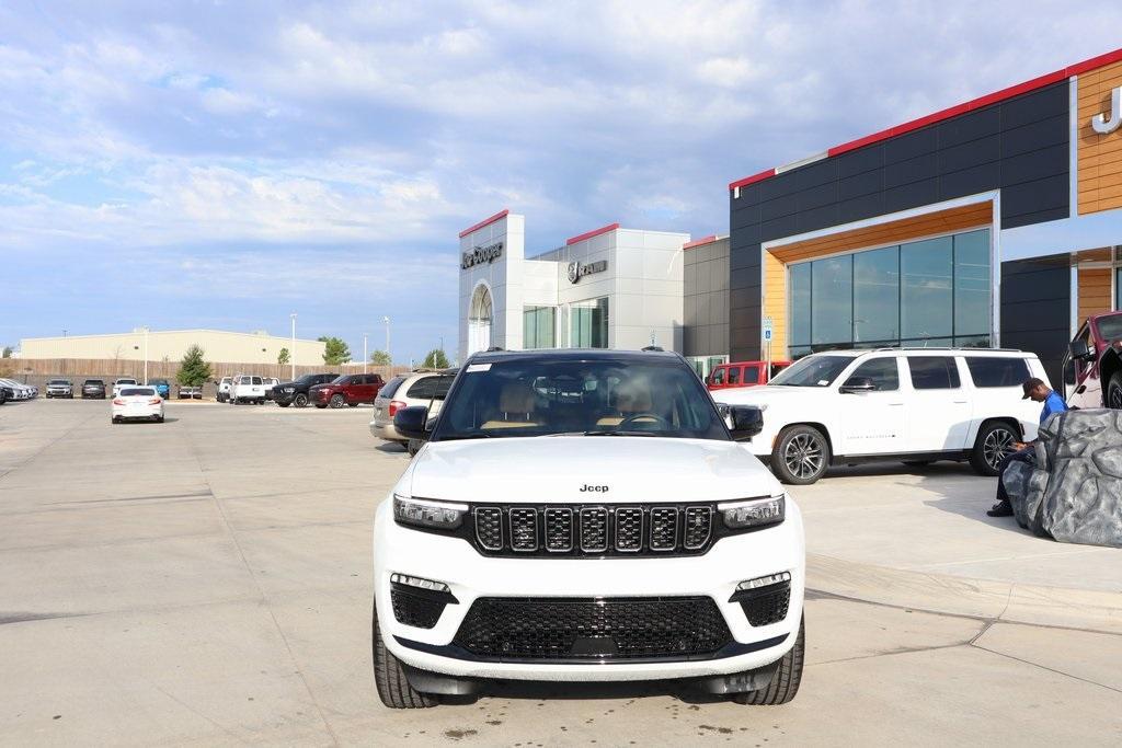 new 2024 Jeep Grand Cherokee car, priced at $65,397
