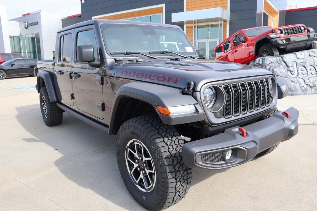 new 2025 Jeep Gladiator car, priced at $48,189
