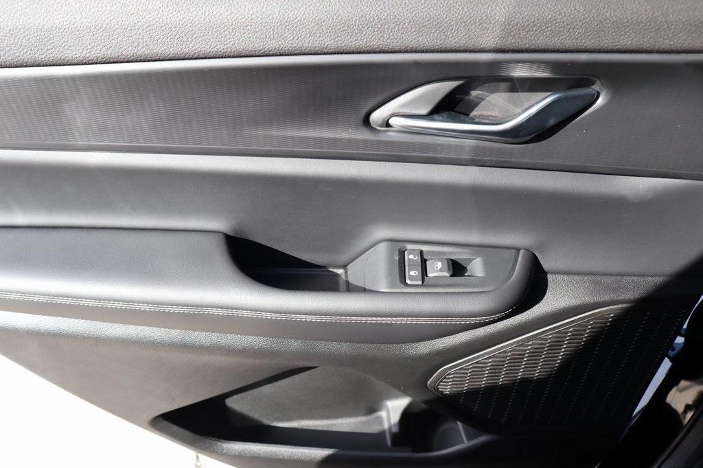 new 2025 Jeep Grand Cherokee L car, priced at $39,286