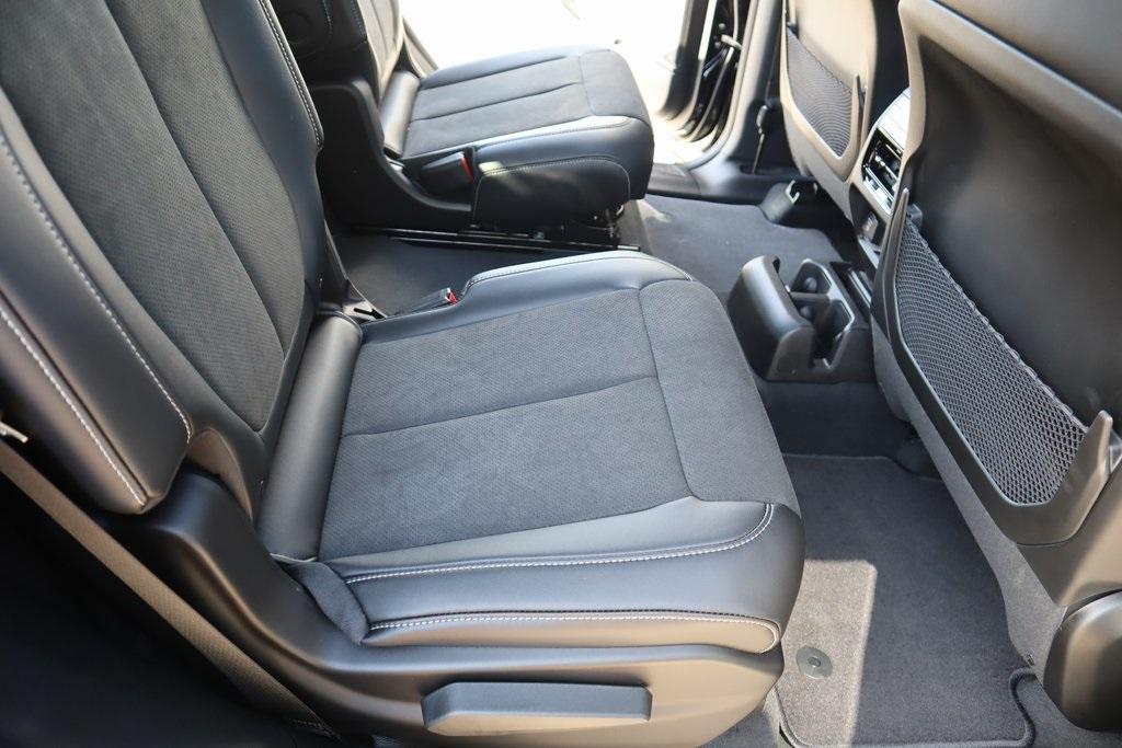 new 2025 Jeep Grand Cherokee L car, priced at $39,286