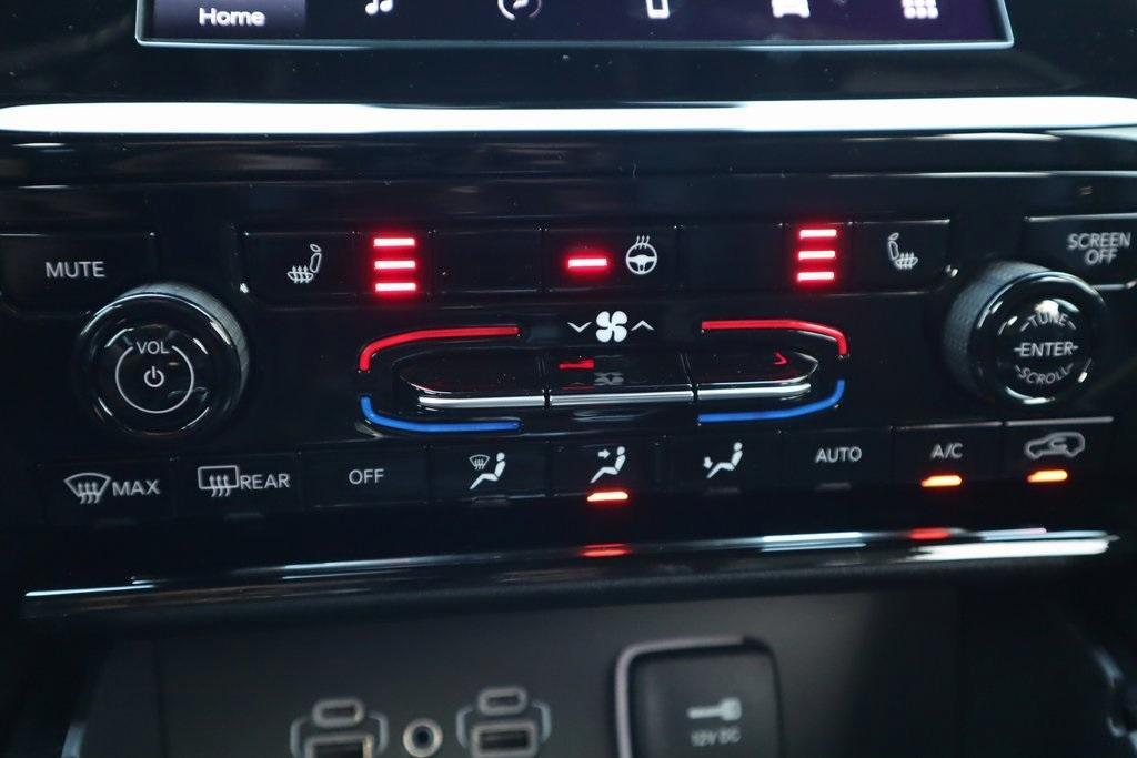new 2025 Jeep Grand Cherokee L car, priced at $39,286