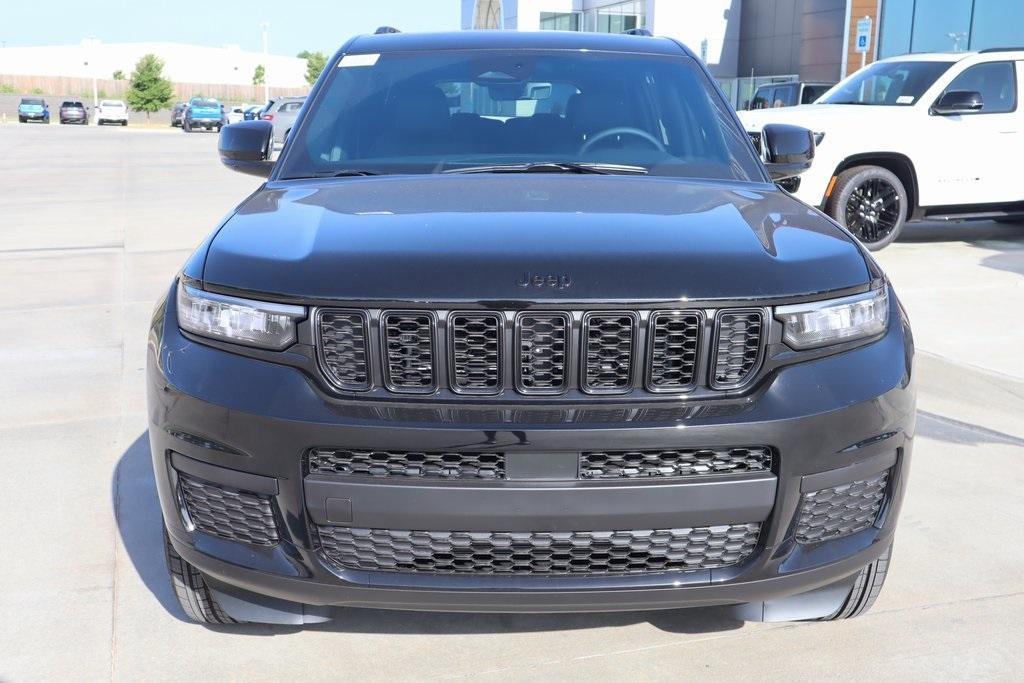 new 2025 Jeep Grand Cherokee L car, priced at $39,286