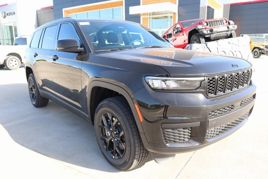 new 2025 Jeep Grand Cherokee L car, priced at $41,786