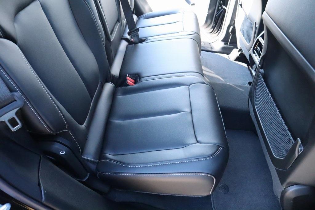 new 2025 Jeep Grand Cherokee car, priced at $42,926
