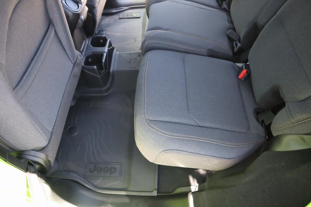 new 2025 Jeep Wrangler car, priced at $47,812