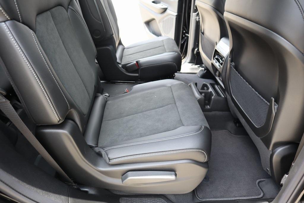 new 2025 Jeep Grand Cherokee L car, priced at $40,901