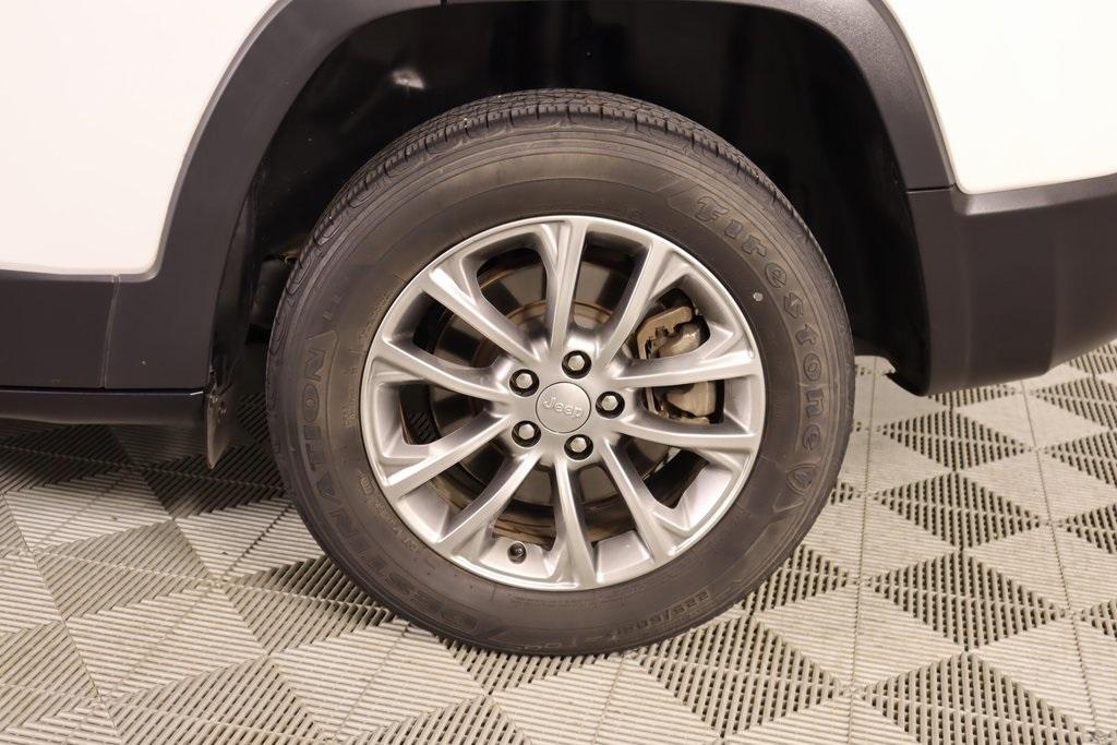 used 2022 Jeep Cherokee car, priced at $22,277