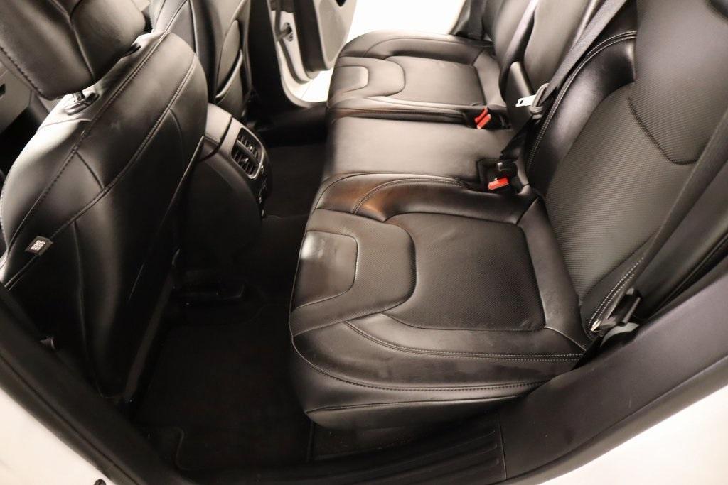 used 2022 Jeep Cherokee car, priced at $22,277