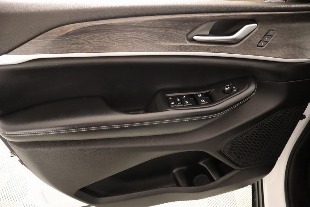used 2023 Jeep Grand Cherokee L car, priced at $31,519