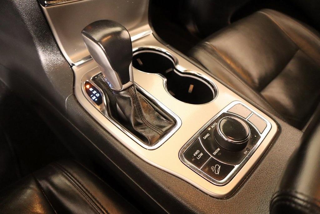 used 2021 Jeep Grand Cherokee car, priced at $22,416