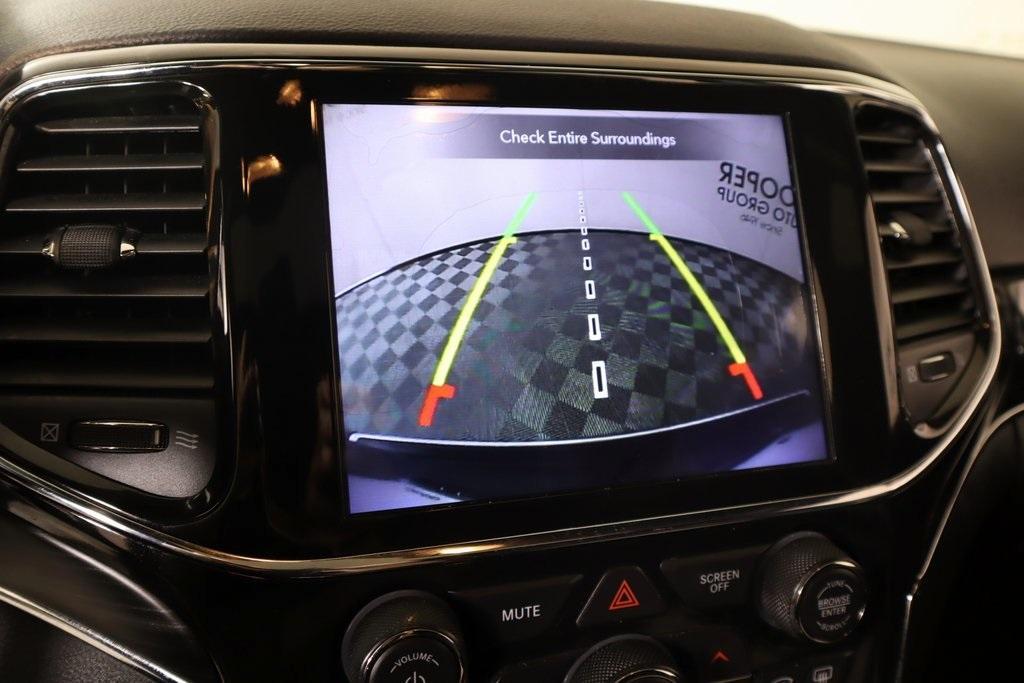 used 2021 Jeep Grand Cherokee car, priced at $22,416