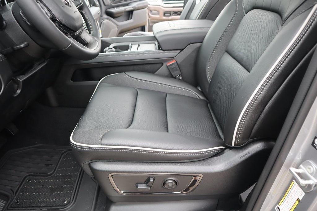 new 2025 Ram 1500 car, priced at $69,044