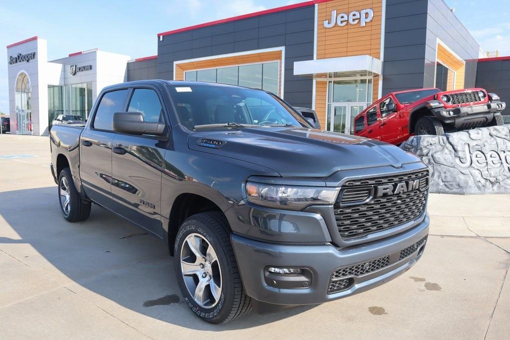 new 2025 Ram 1500 car, priced at $45,624