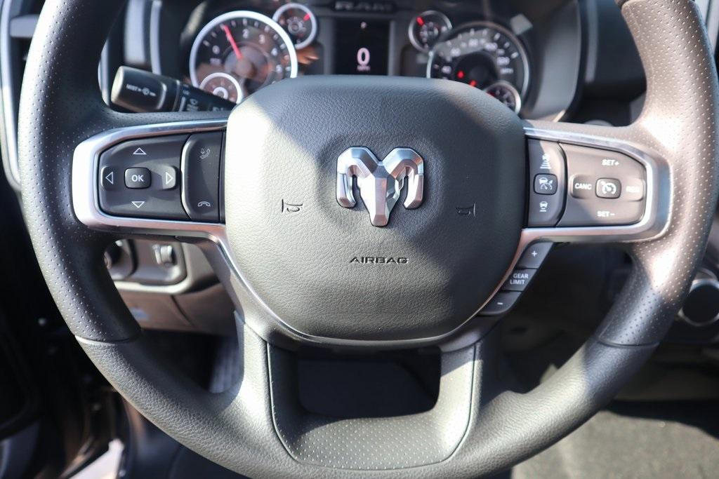 new 2025 Ram 1500 car, priced at $45,624