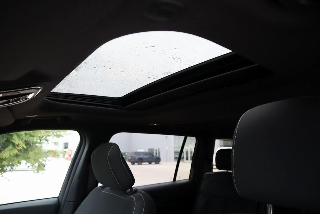 new 2025 Jeep Grand Cherokee L car, priced at $37,453