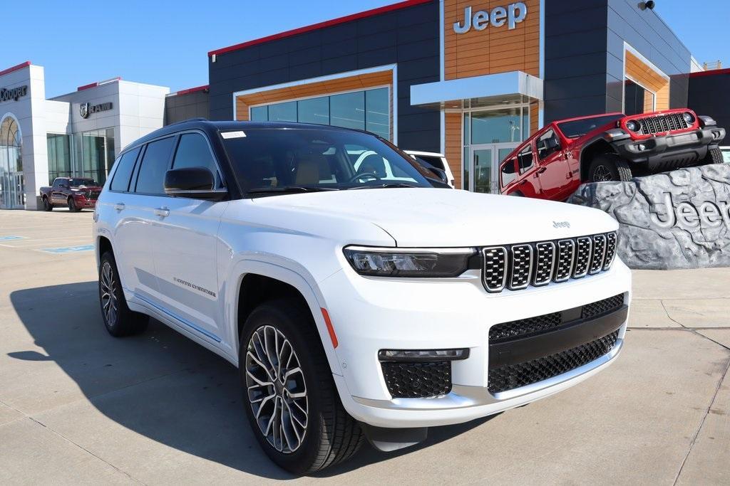 new 2025 Jeep Grand Cherokee L car, priced at $57,429