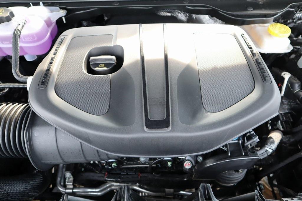 new 2025 Ram 1500 car, priced at $47,324