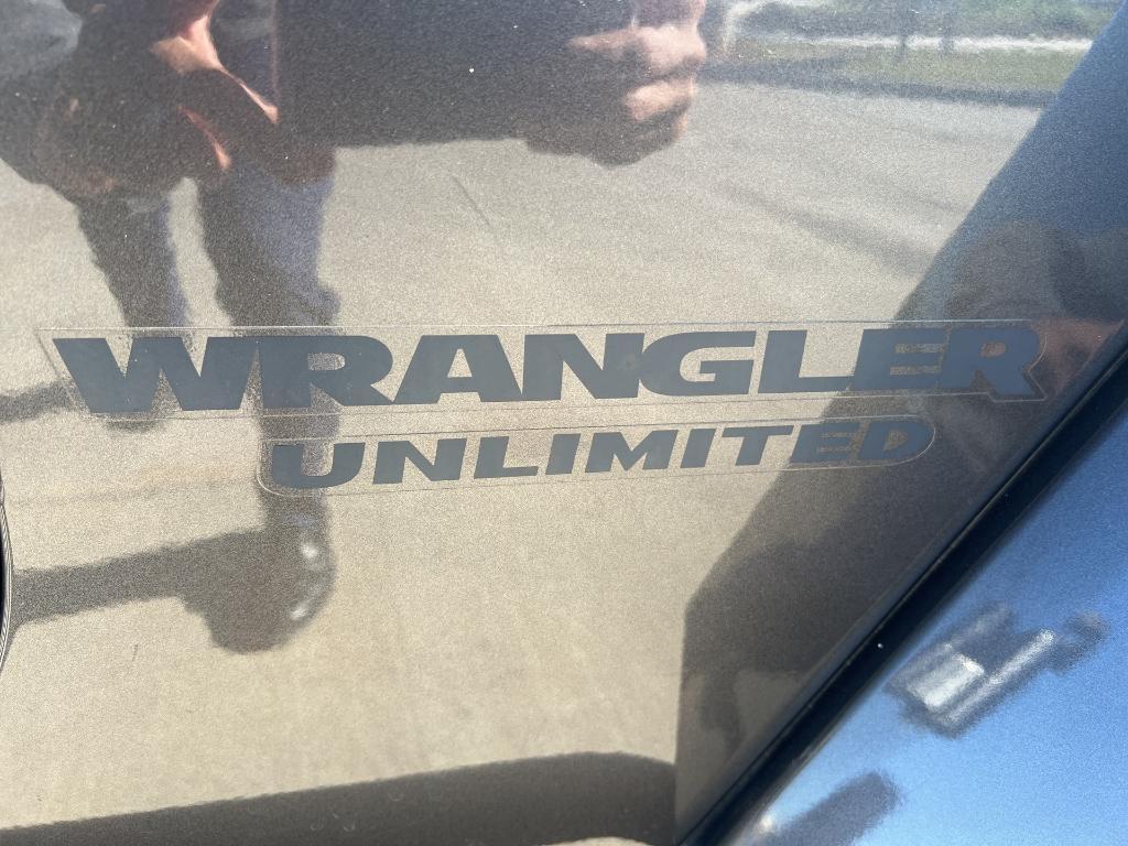 used 2017 Jeep Wrangler Unlimited car, priced at $12,117