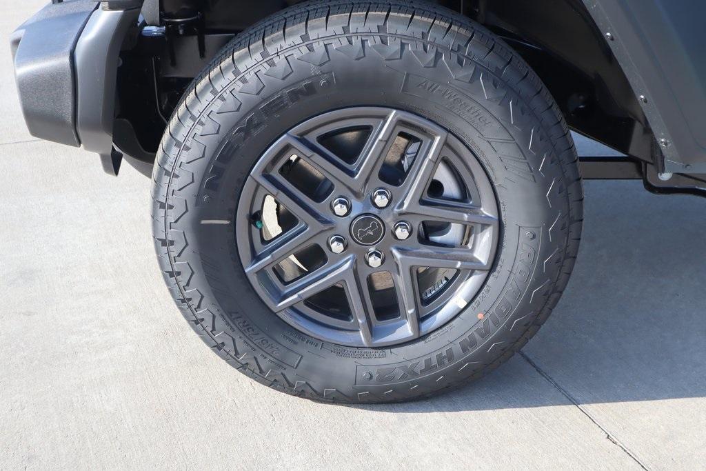 new 2025 Jeep Wrangler car, priced at $38,961