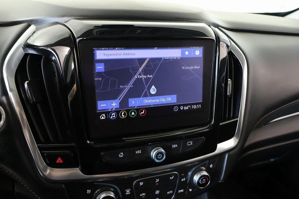 used 2021 Chevrolet Traverse car, priced at $27,072