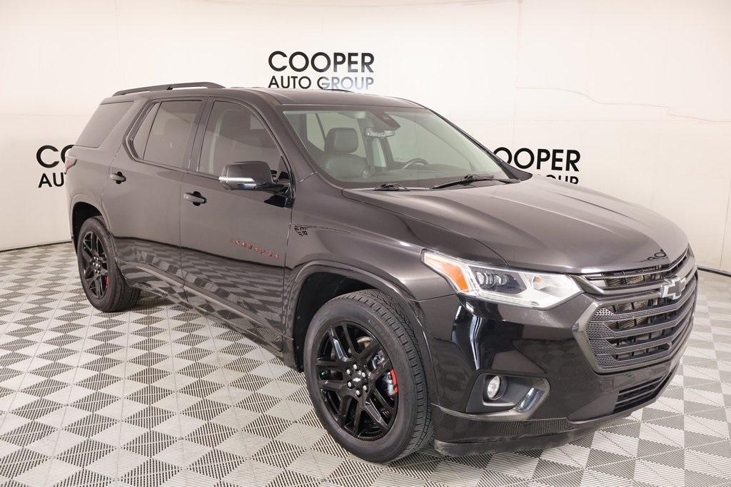 used 2021 Chevrolet Traverse car, priced at $27,072