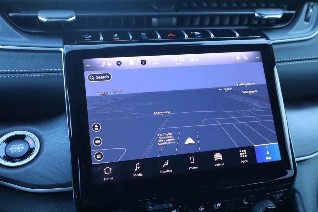 new 2025 Jeep Grand Cherokee car, priced at $49,574