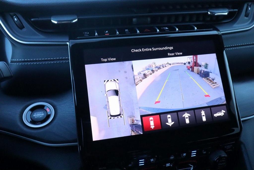 new 2025 Jeep Grand Cherokee car, priced at $49,574