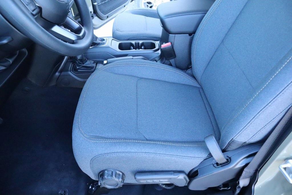 new 2025 Jeep Wrangler car, priced at $37,856