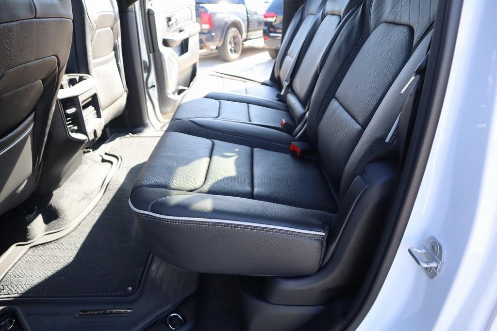 new 2025 Ram 1500 car, priced at $70,281