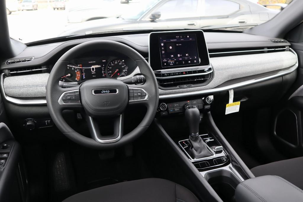 new 2025 Jeep Compass car, priced at $22,347
