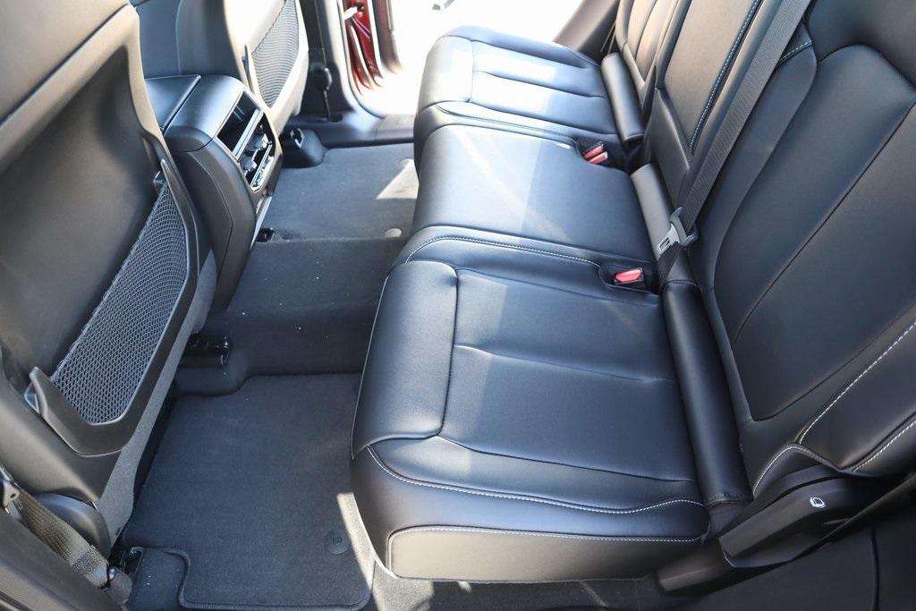 new 2025 Jeep Grand Cherokee car, priced at $41,097