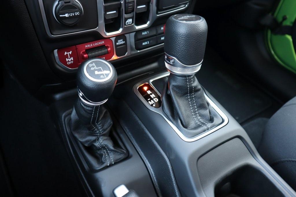 new 2025 Jeep Gladiator car, priced at $45,055