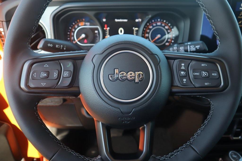 new 2025 Jeep Wrangler car, priced at $40,105