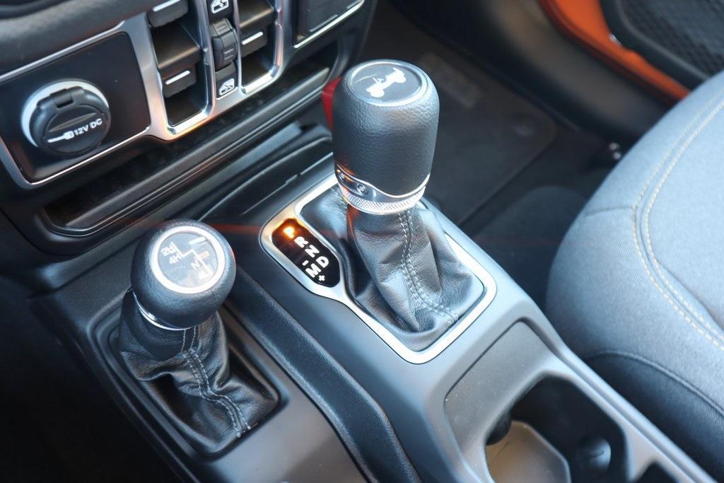 new 2025 Jeep Wrangler car, priced at $40,105