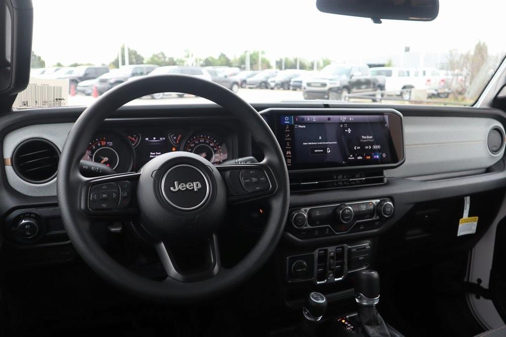 new 2025 Jeep Gladiator car, priced at $37,063