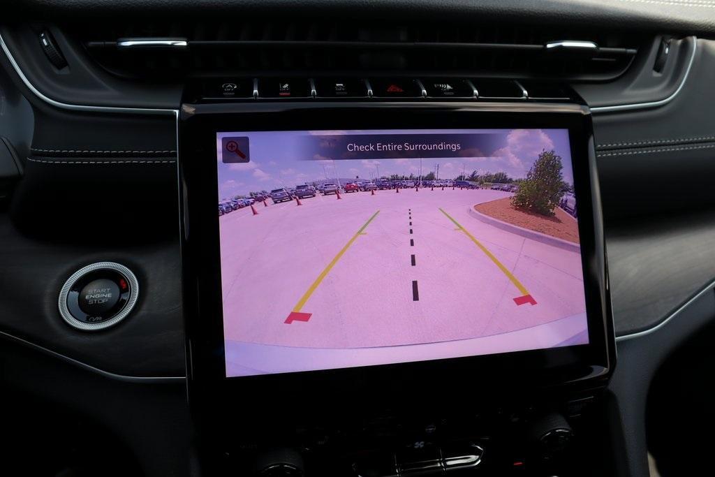 new 2025 Jeep Grand Cherokee L car, priced at $47,318